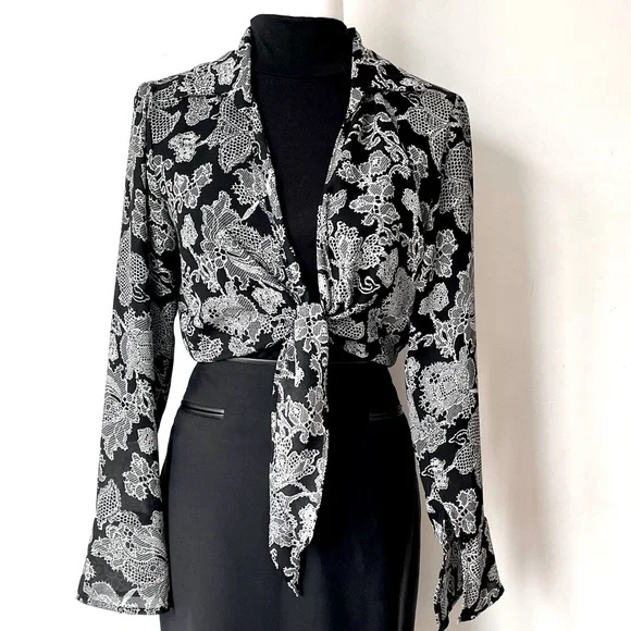 Versatile blouse - Picture 2 of 7